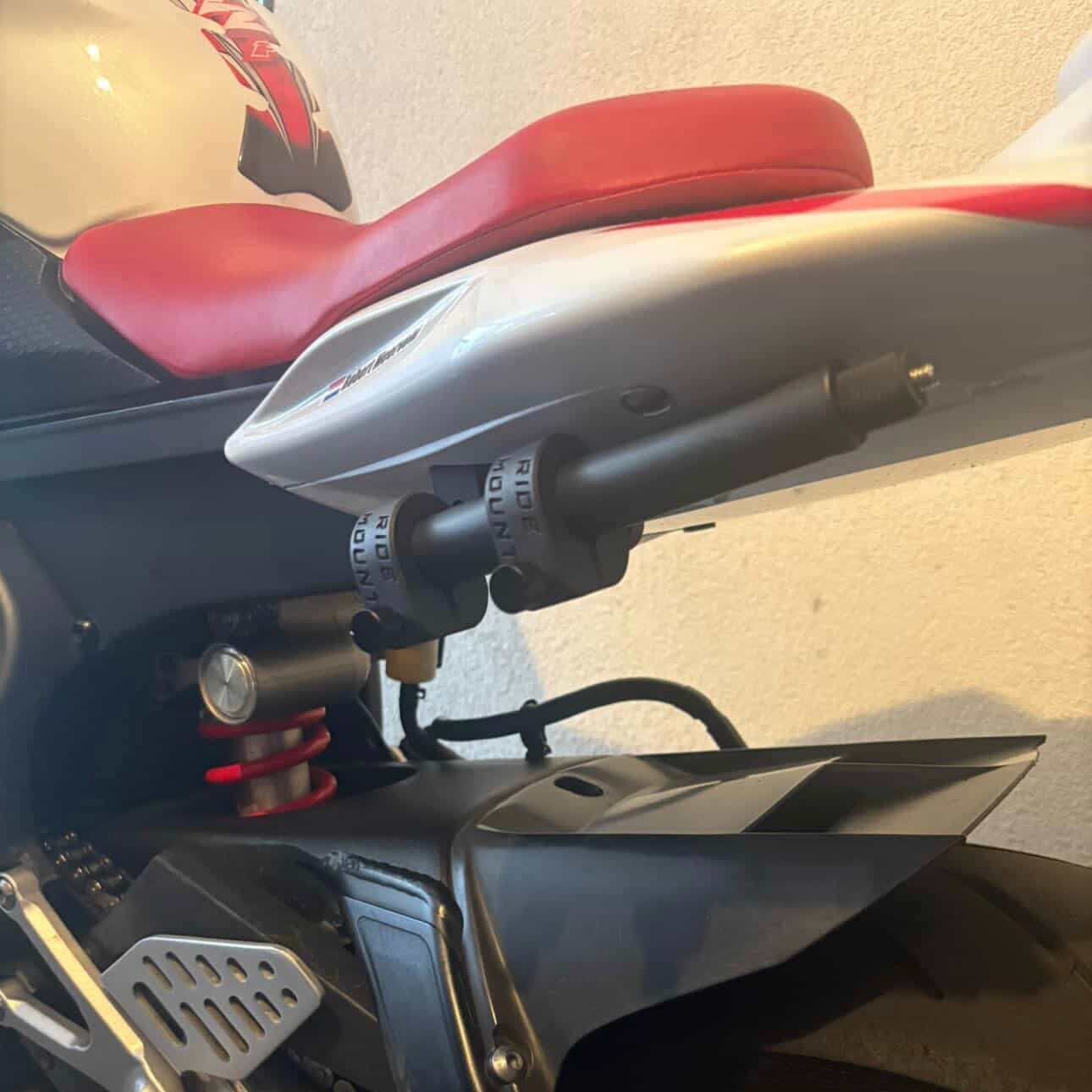 Halterung für Yamaha R6 RJ15